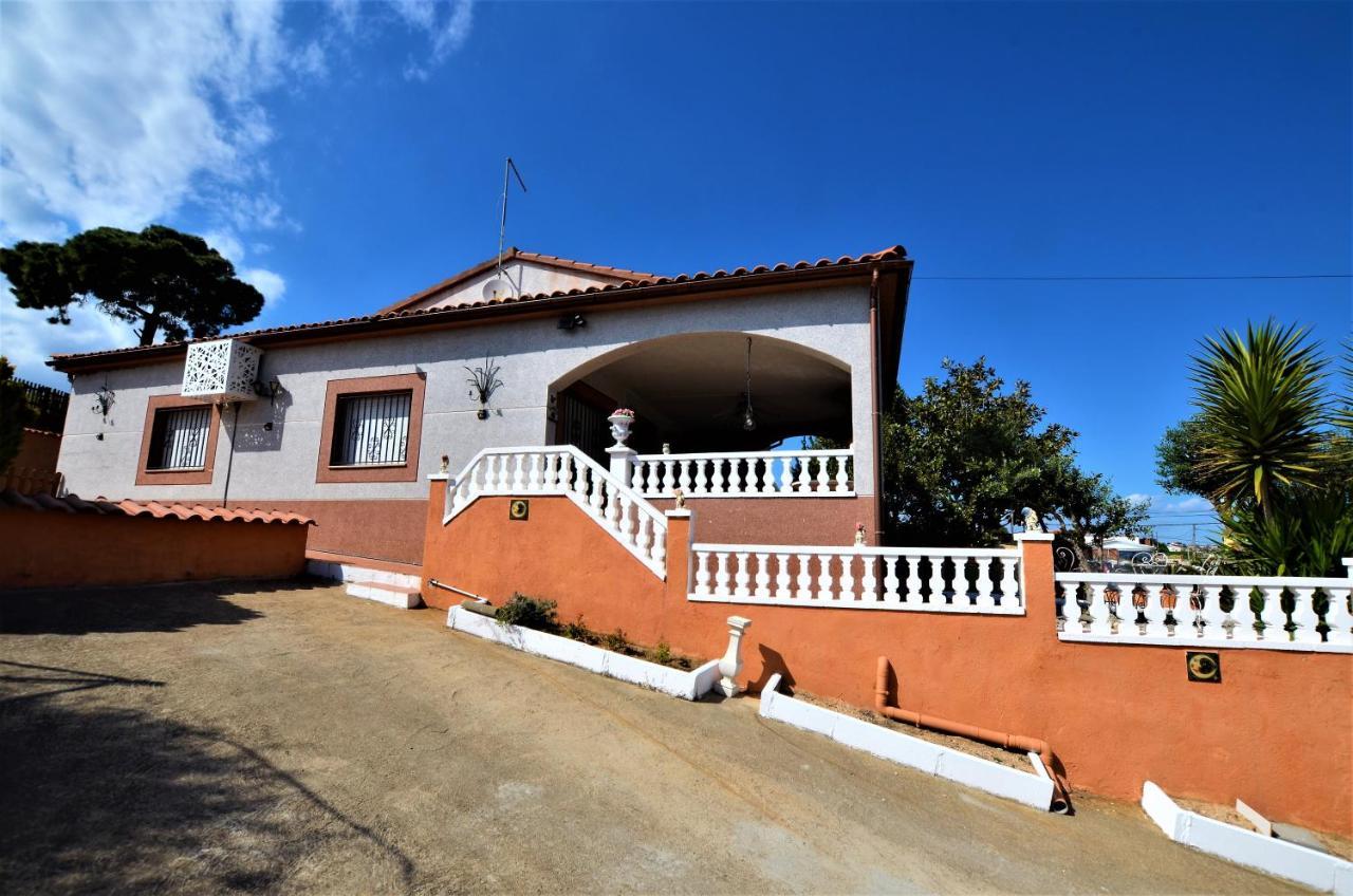 Villa Olombel Massanet De La Selva Экстерьер фото